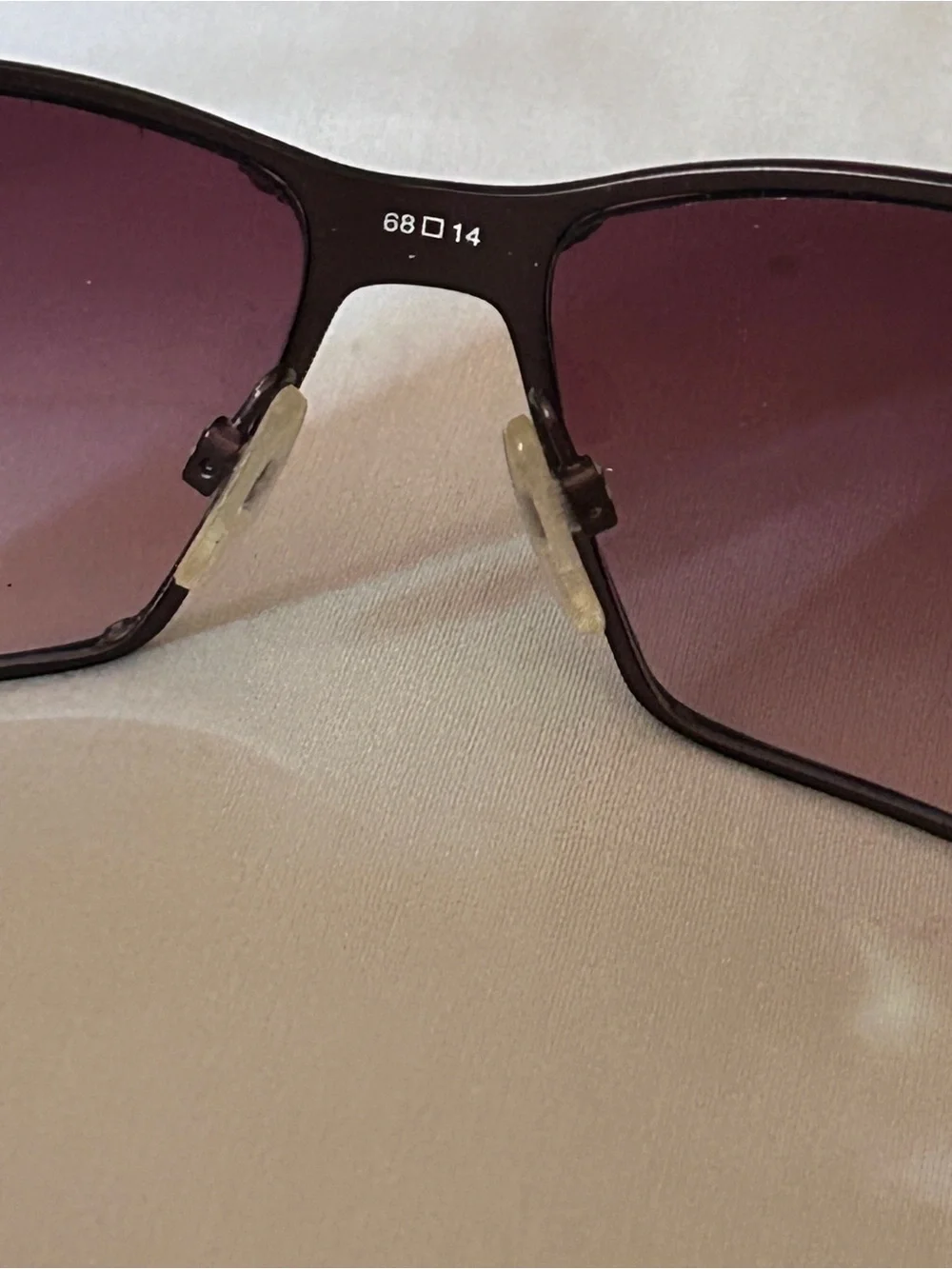 New Lacoste Sunglasses Model LA 12618 Wrap Authentic Burgundy Brown 68 14-120m